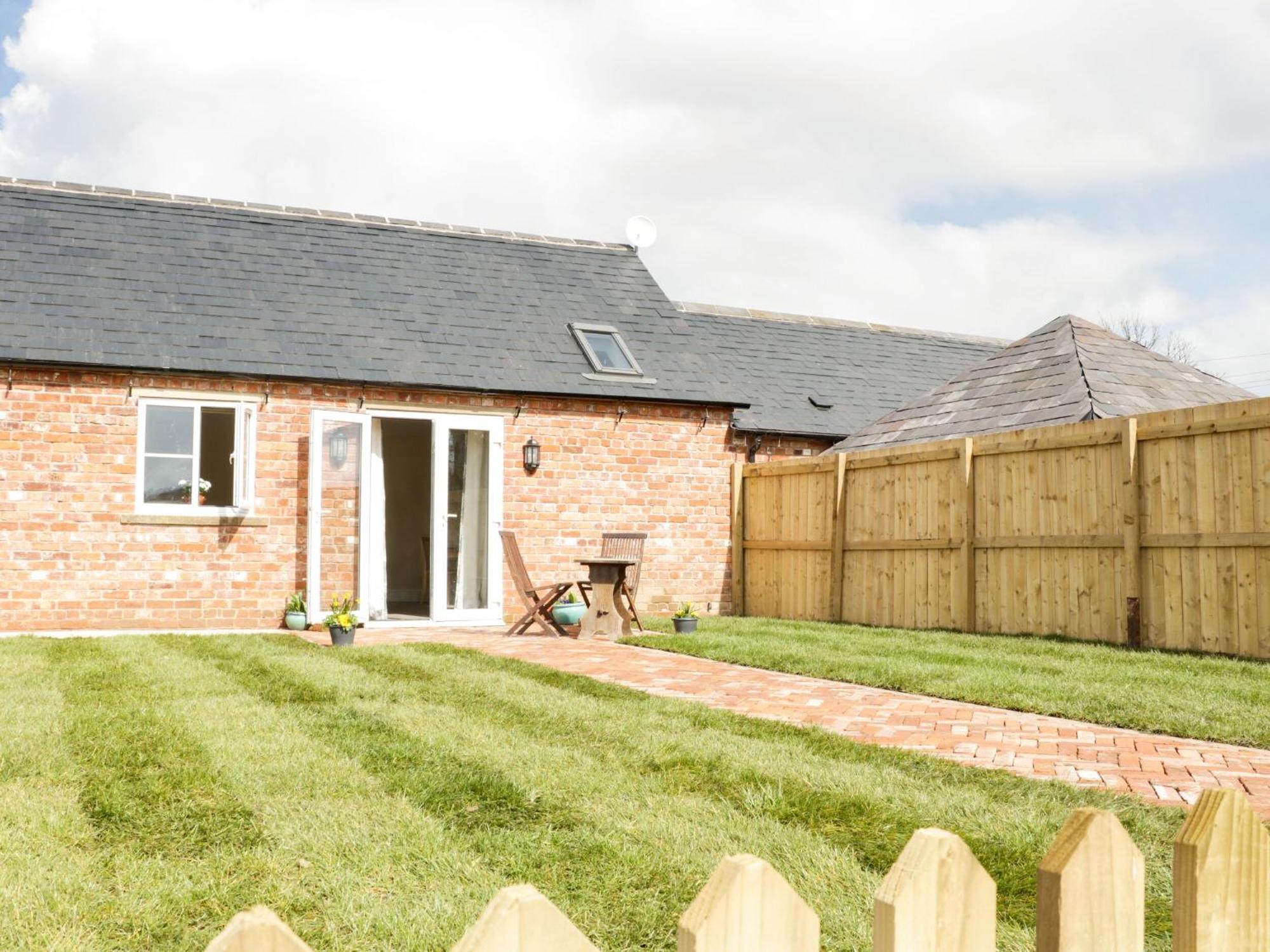 Millstone Cottages - Middle Cottage Shrewsbury Exterior foto